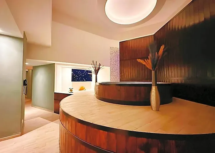 Hotel The Hive 4*